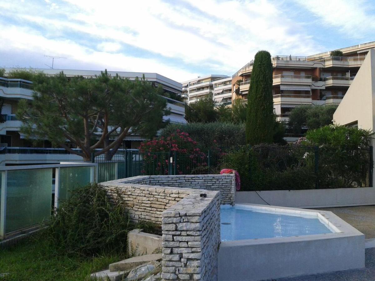 Ferienwohnung Studio Meuble Avec Piscine Nice Ouest Quartier Fabron Exterior foto